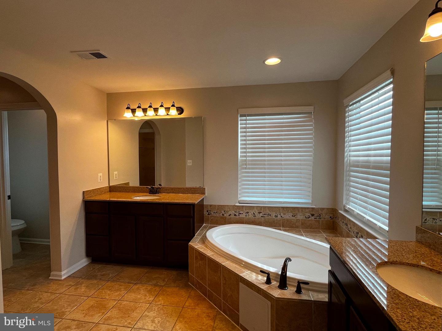 42007 Powells Farm Way Property Photo 44