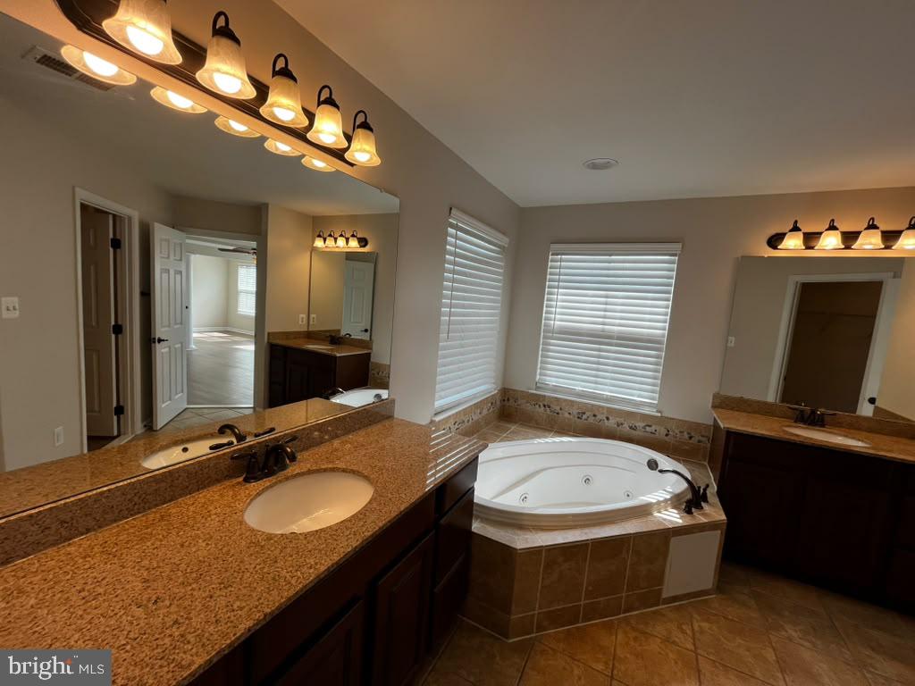 42007 Powells Farm Way Property Photo 54