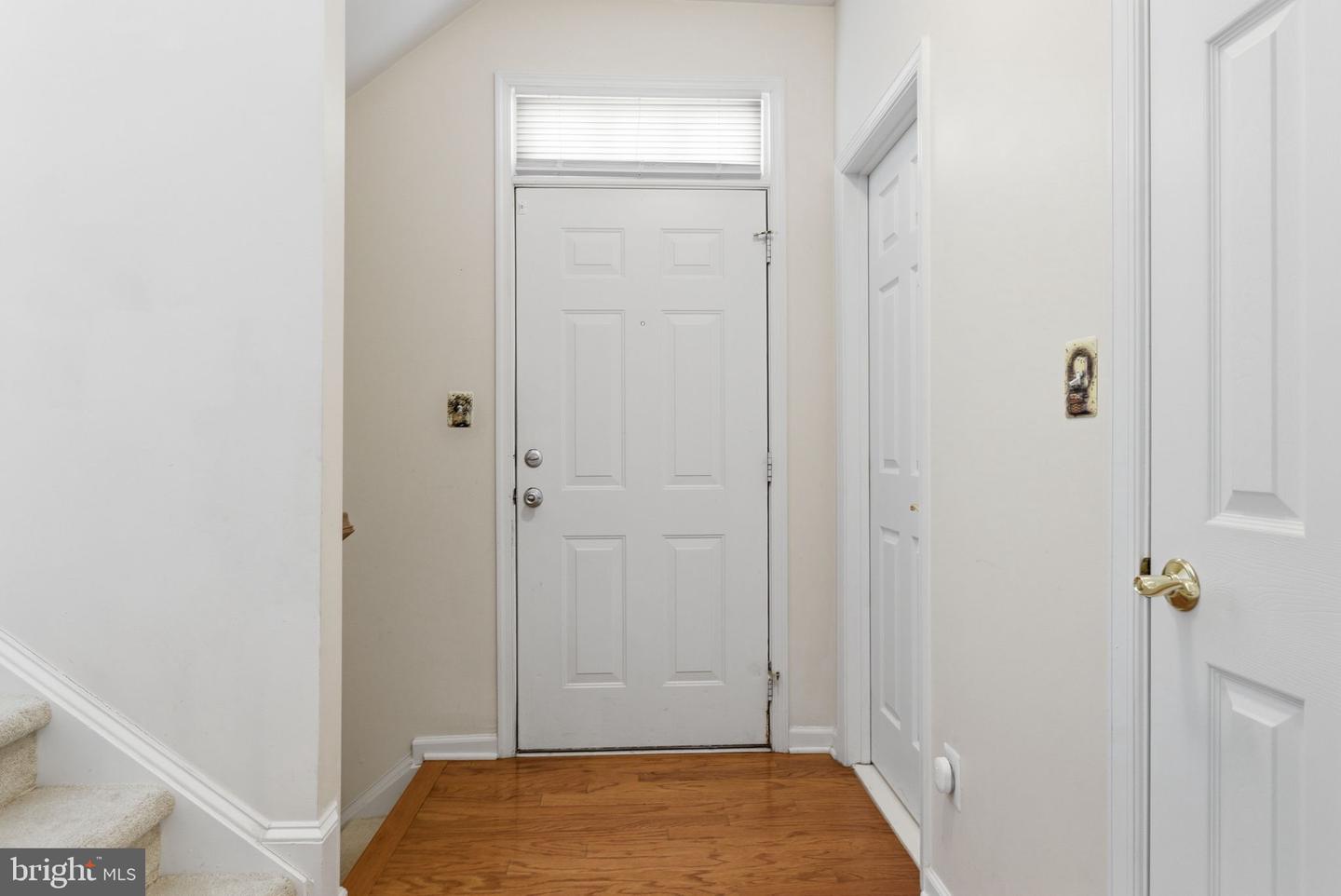 43905 Hickory Corner Ter #105 Property Photo 5