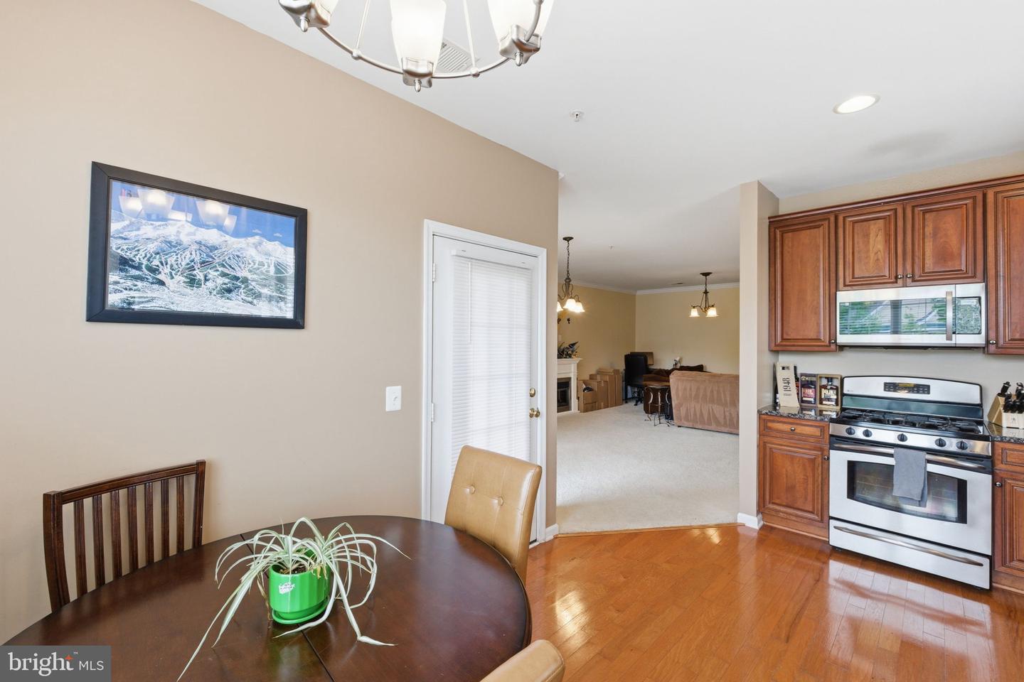 43905 Hickory Corner Ter #105 Property Photo 11