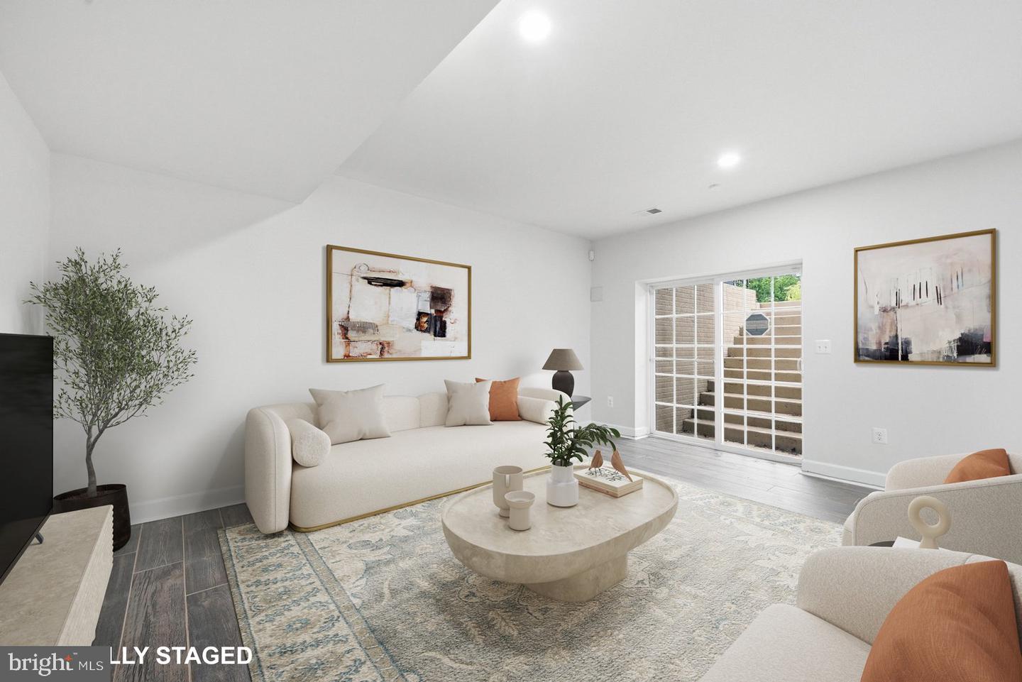 40742 Greyhouse Pl Property Photo 23