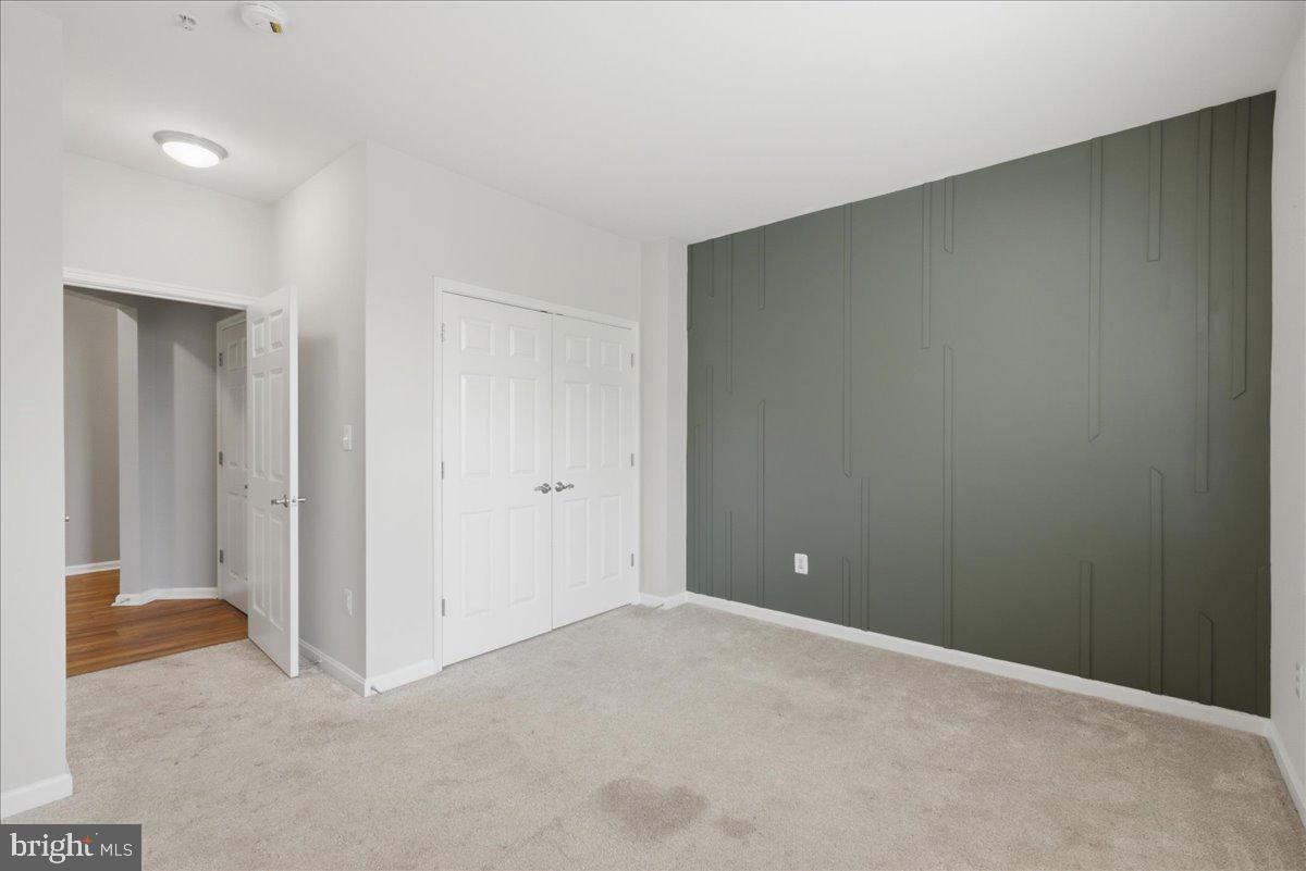 21228 Mcfadden Sq #314 Property Photo 11
