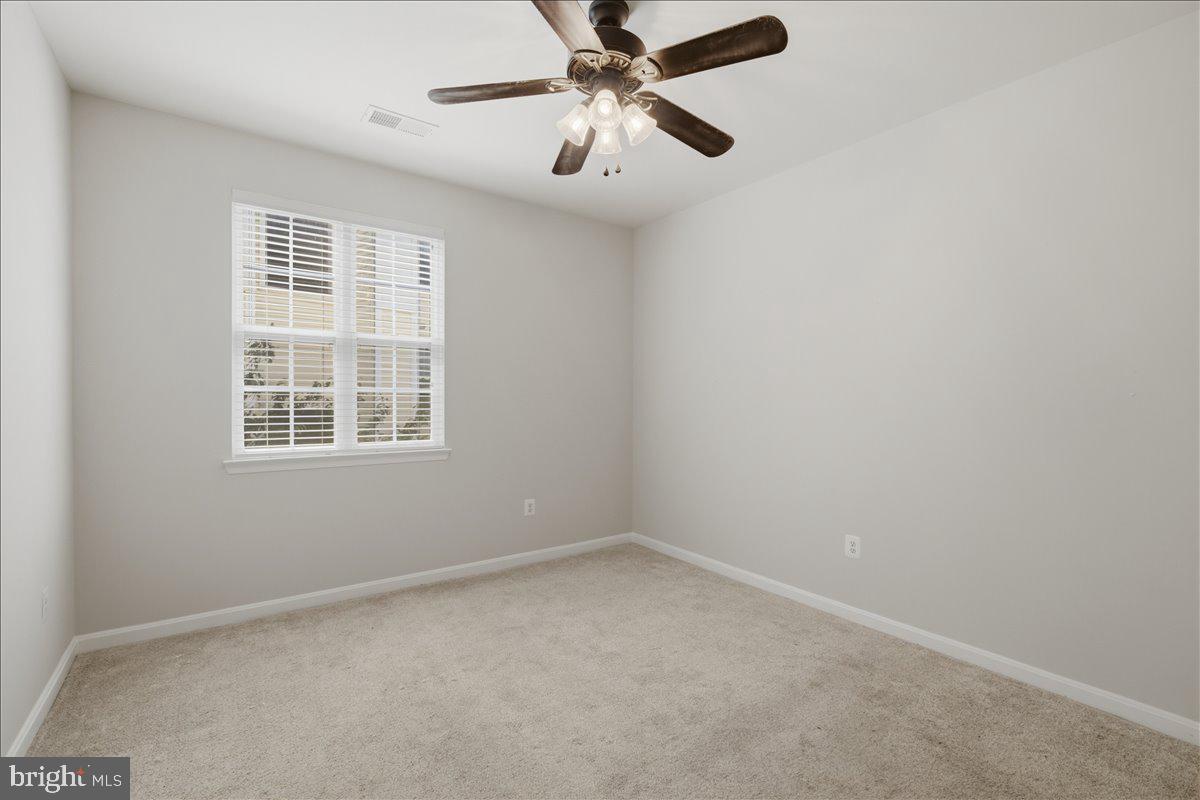 21228 Mcfadden Sq #314 Property Photo 22