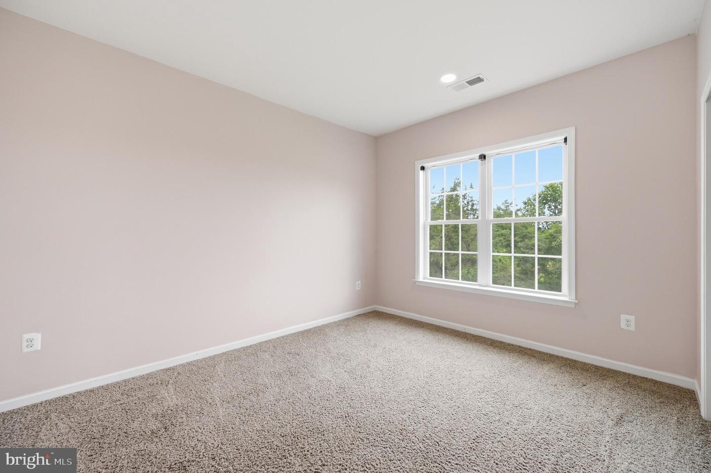 24267 Purple Finch Dr Property Photo 38