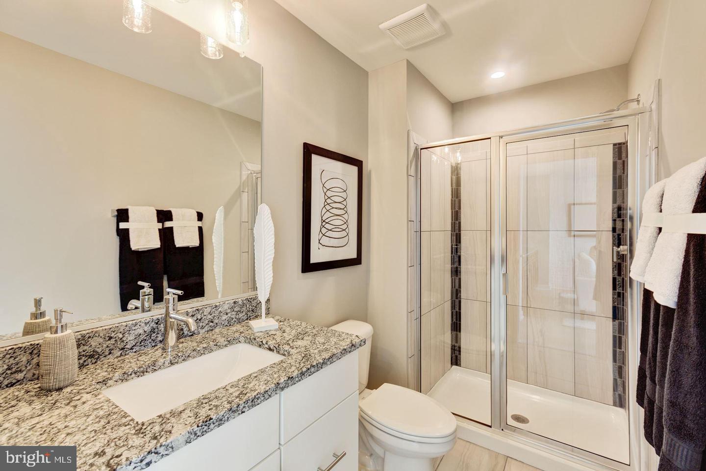 42939 Running Creek Sq Property Photo 18