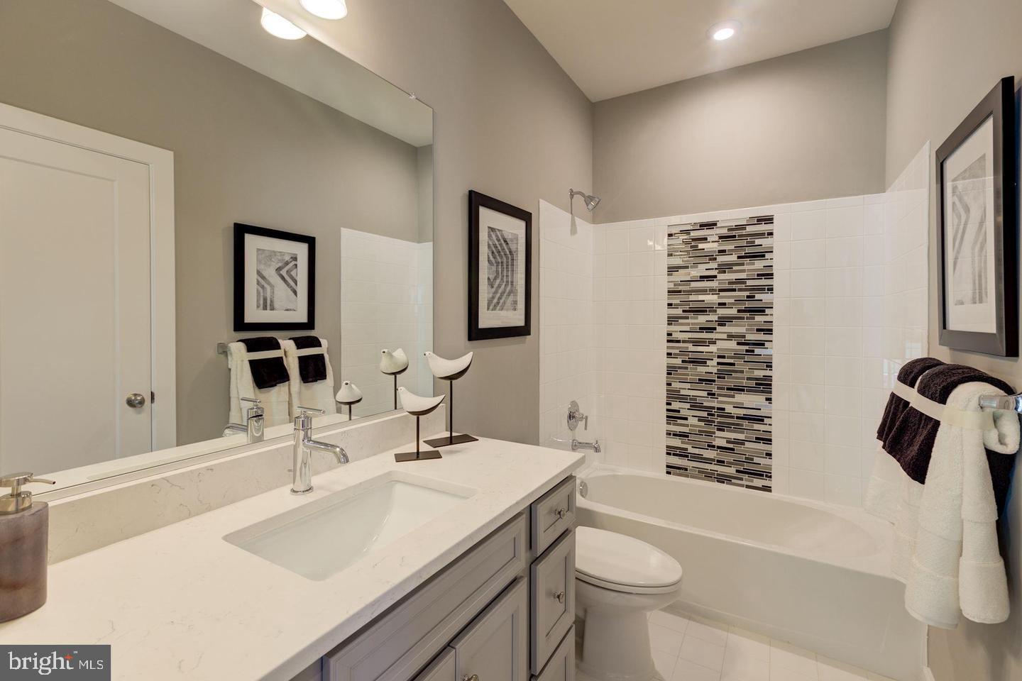 42939 Running Creek Sq Property Photo 20