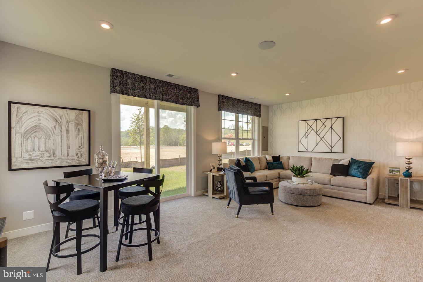 42939 Running Creek Sq Property Photo 24