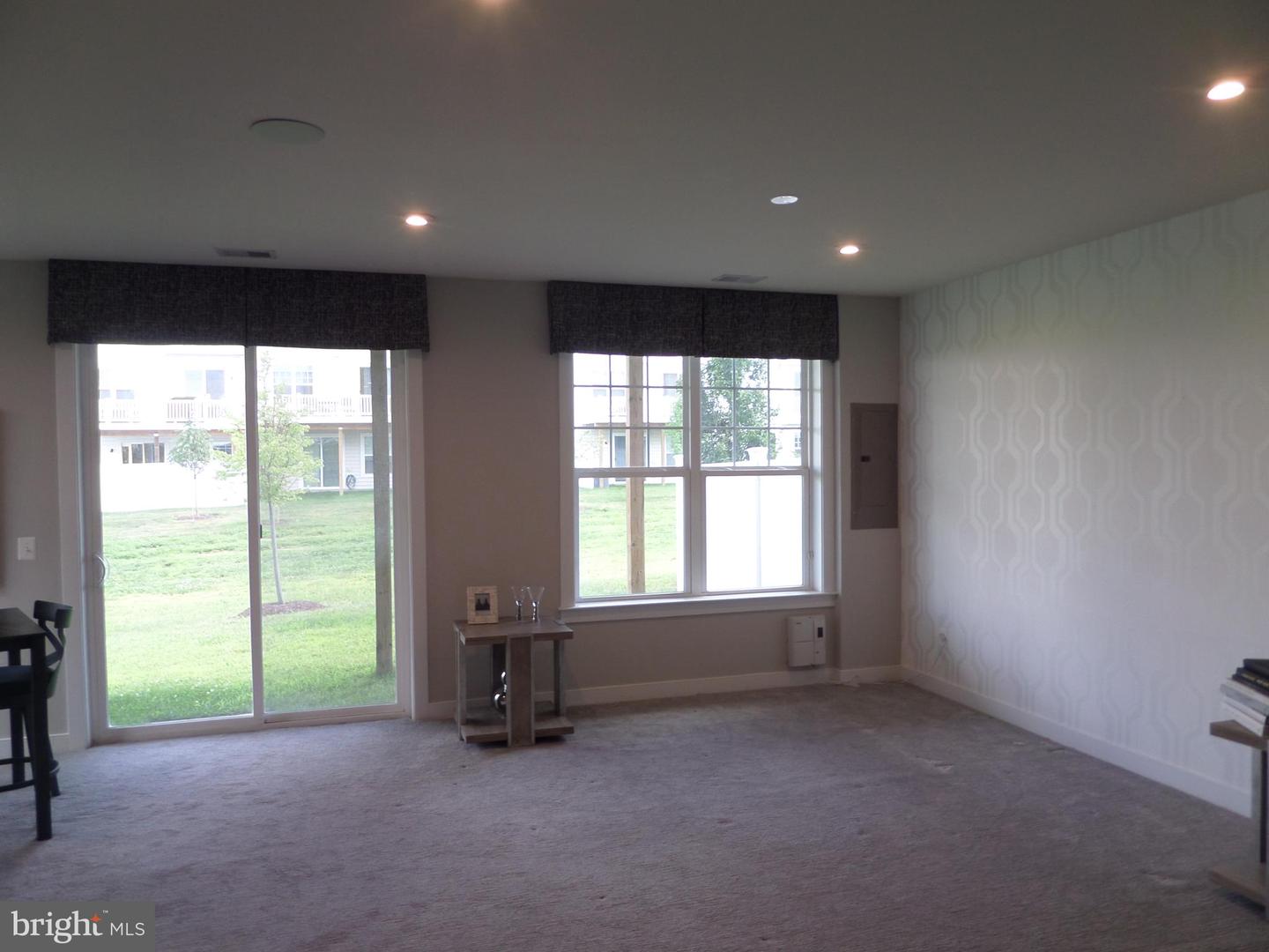 42939 Running Creek Sq Property Photo 28