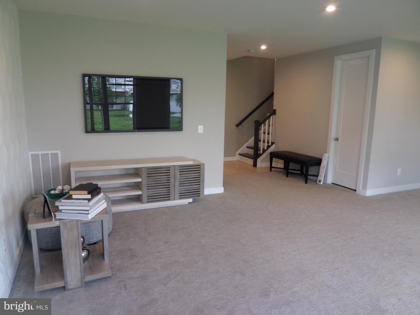 42939 Running Creek Sq Property Photo 30