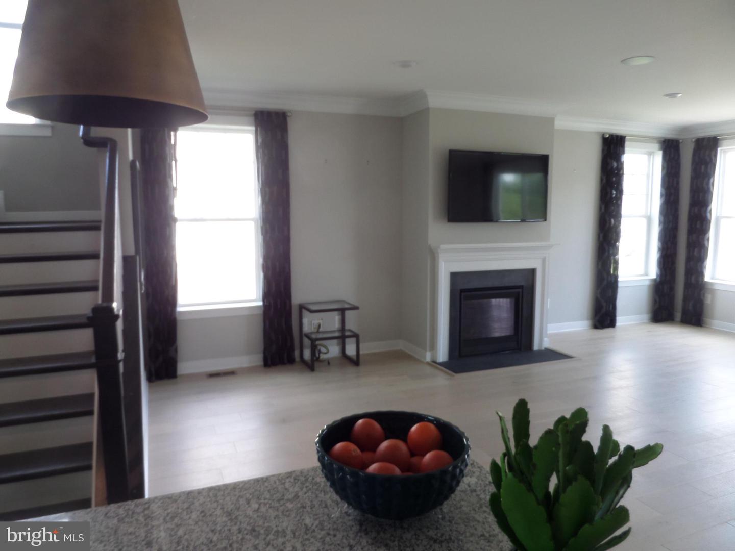 42939 Running Creek Sq Property Photo 44
