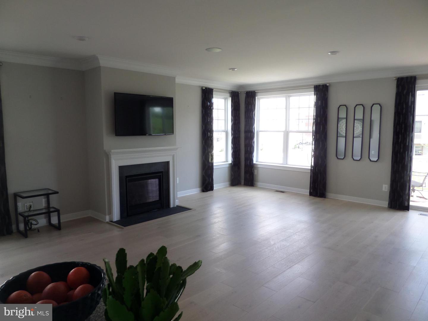 42939 Running Creek Sq Property Photo 45
