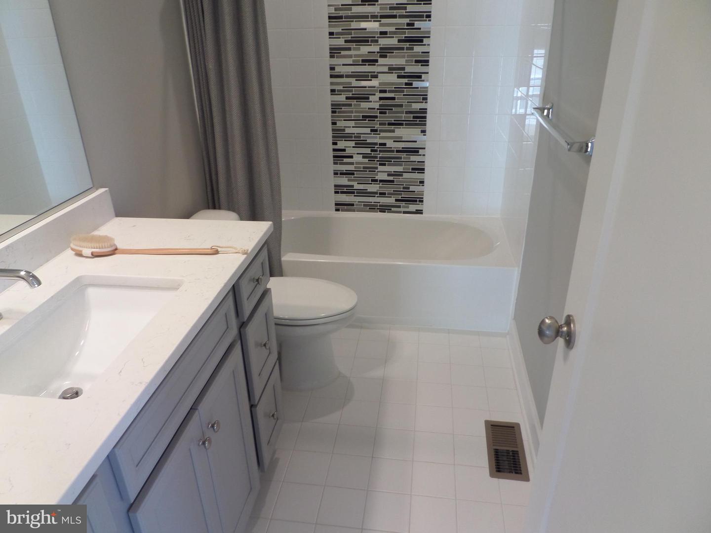 42939 Running Creek Sq Property Photo 73