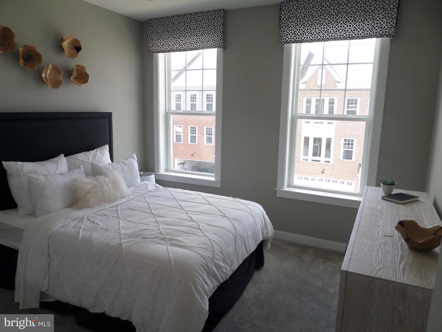 42939 Running Creek Sq Property Photo 75