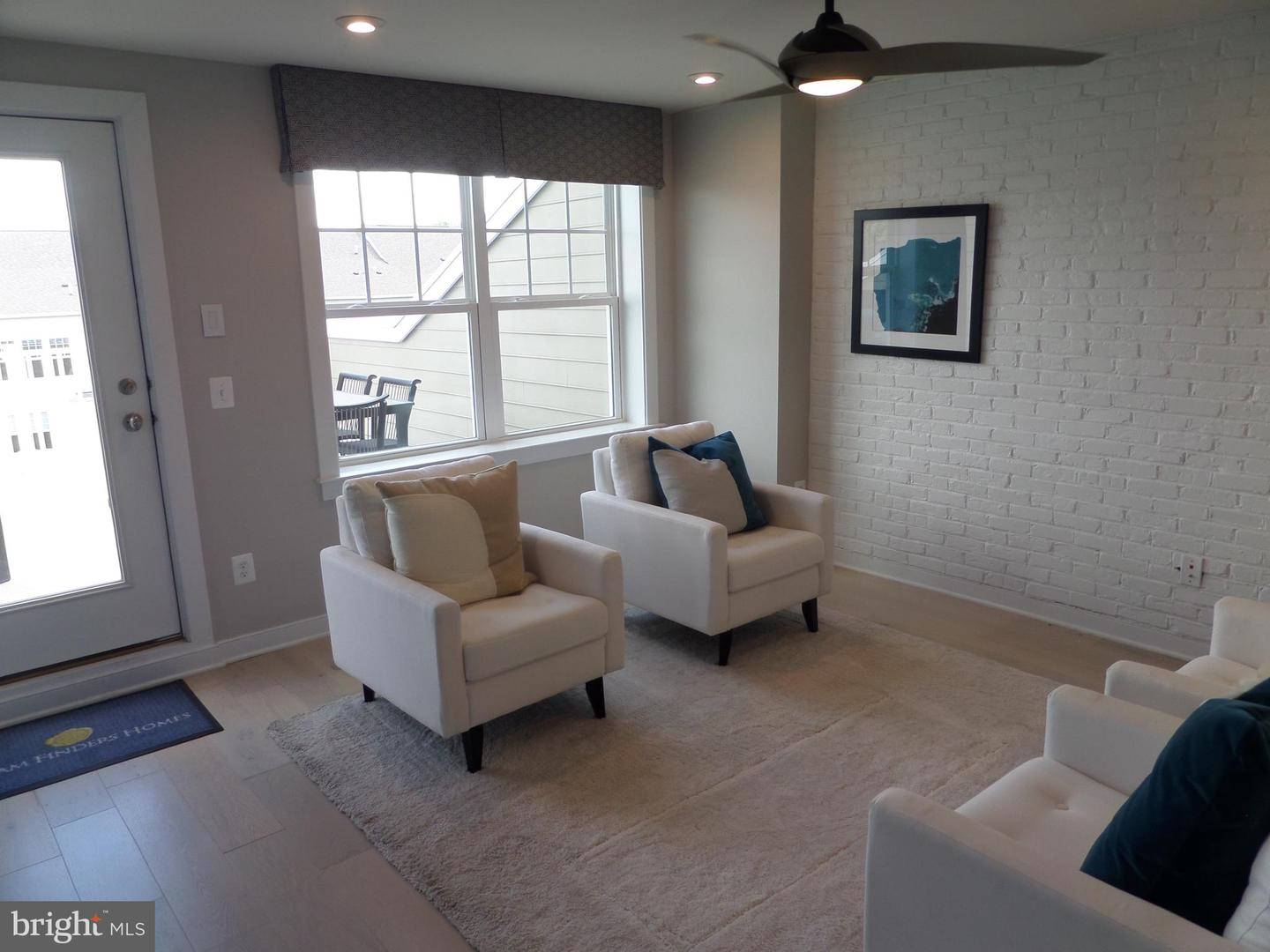 42939 Running Creek Sq Property Photo 82