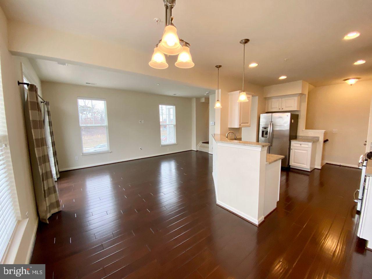 24622 Seacliff Ter Property Photo 12