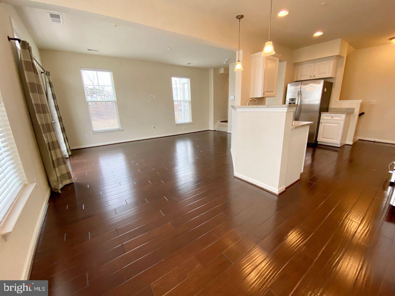 24622 Seacliff Ter Property Photo 13