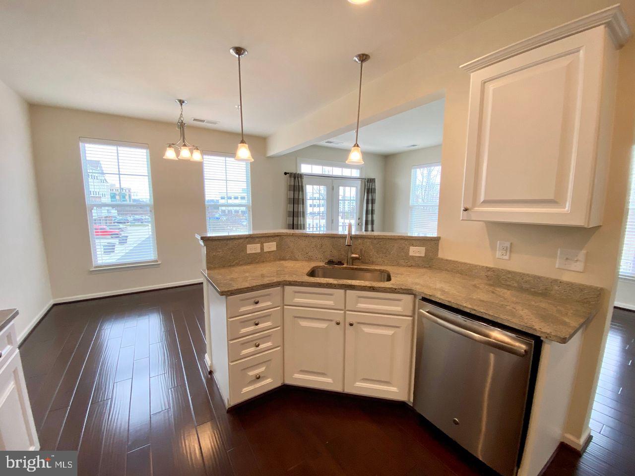24622 Seacliff Ter Property Photo 15