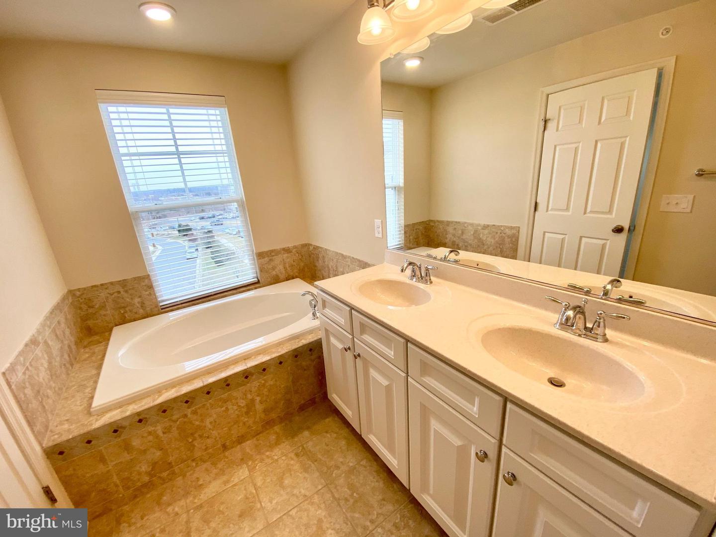 24622 Seacliff Ter Property Photo 33