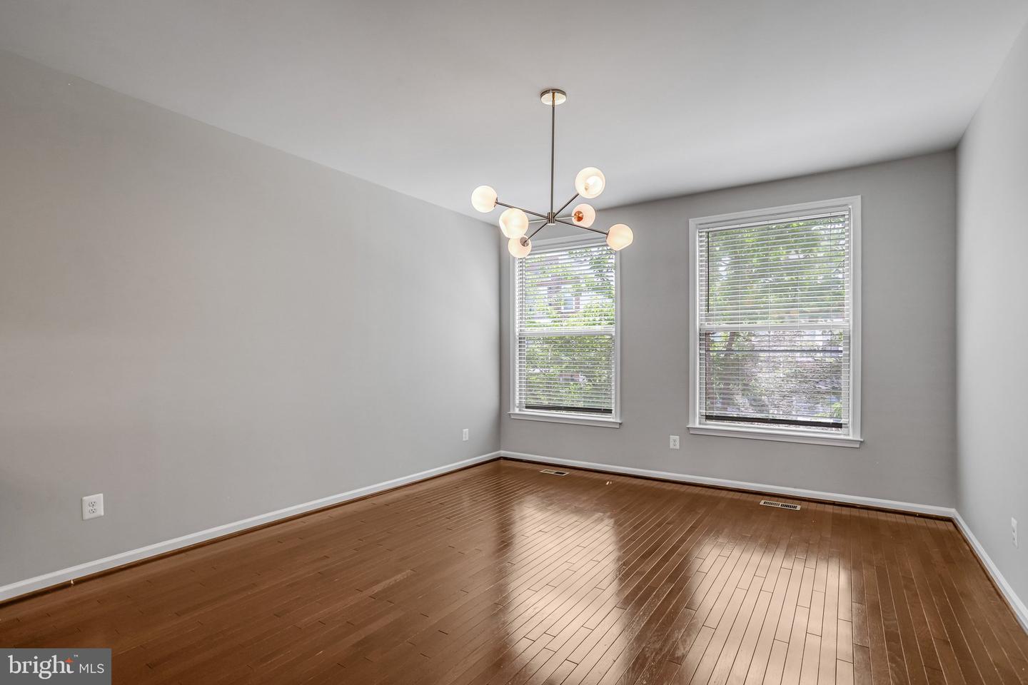 42274 Hampton Woods Ter Property Photo 14