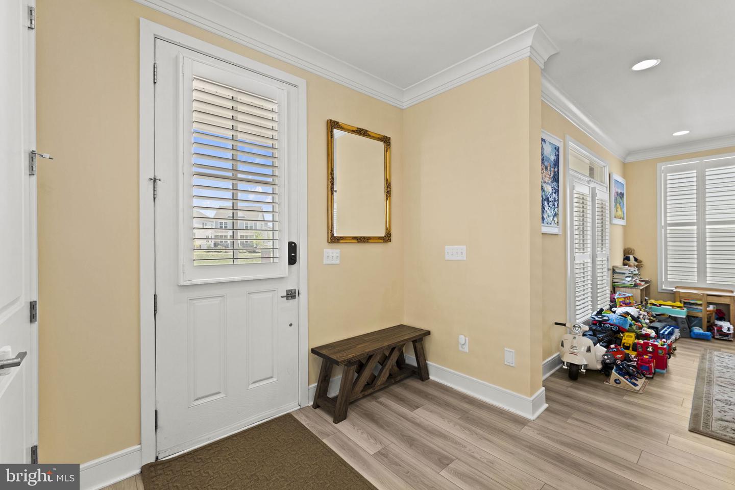 22969 Aurora View Property Photo 6