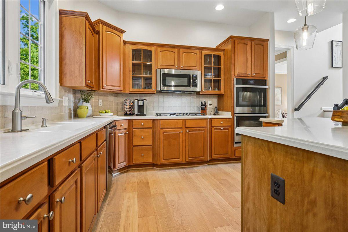 22487 Pine Top Ct Property Photo 18