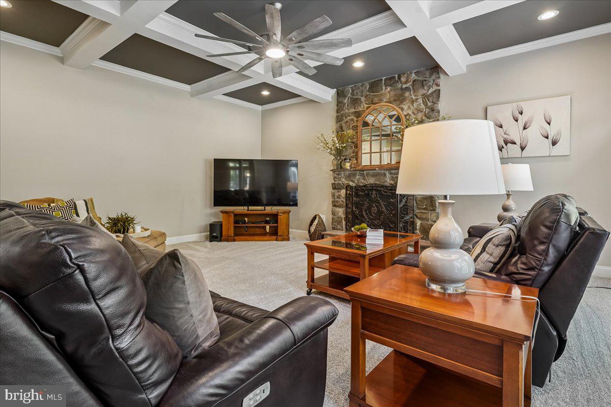 22487 Pine Top Ct Property Photo 24
