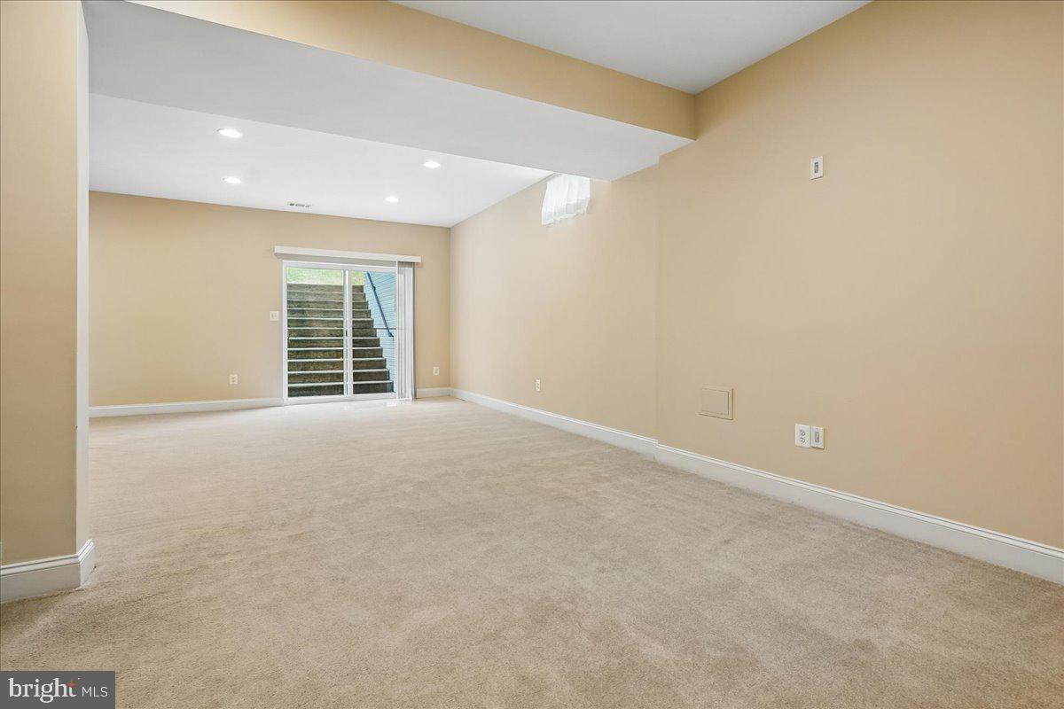 22487 Pine Top Ct Property Photo 63