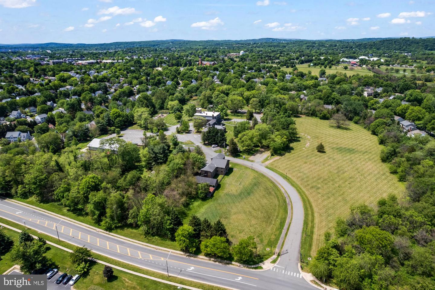 601 Catoctin Cir Ne Property Photo 7