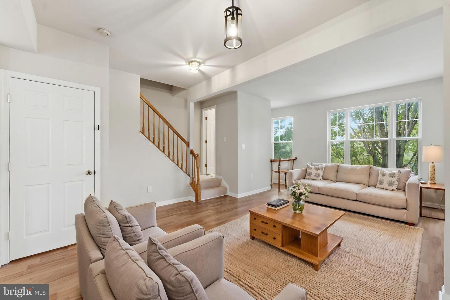 43775 Brookline Ter Property Photo 21