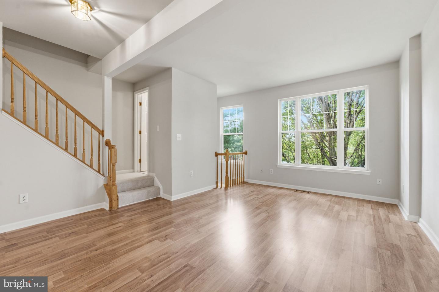 43775 Brookline Ter Property Photo 29