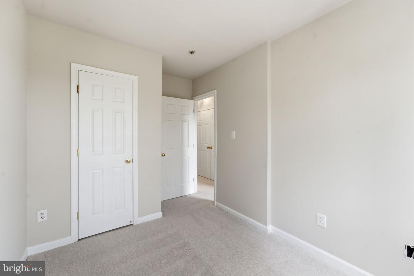 43775 Brookline Ter Property Photo 42