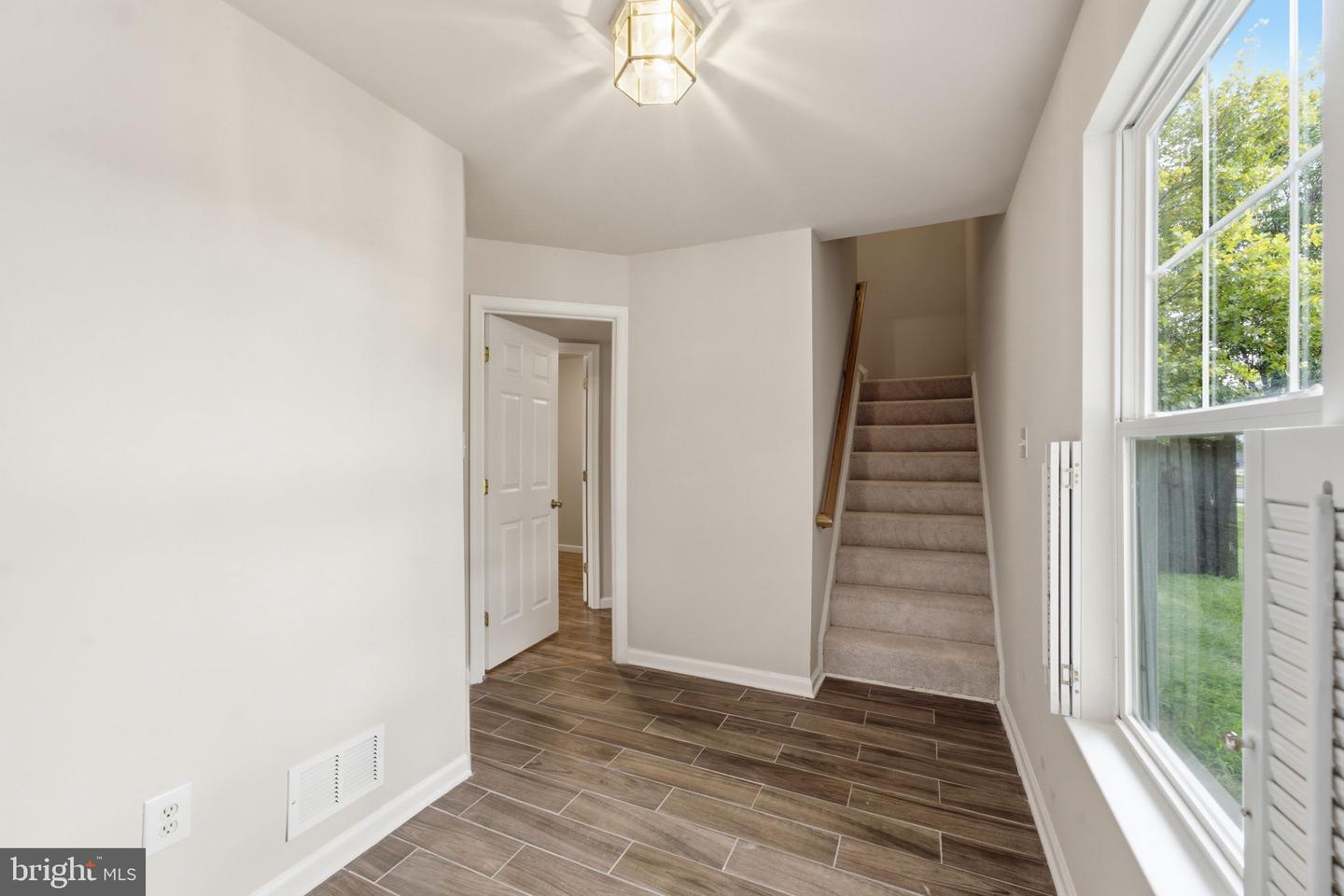 43775 Brookline Ter Property Photo 46