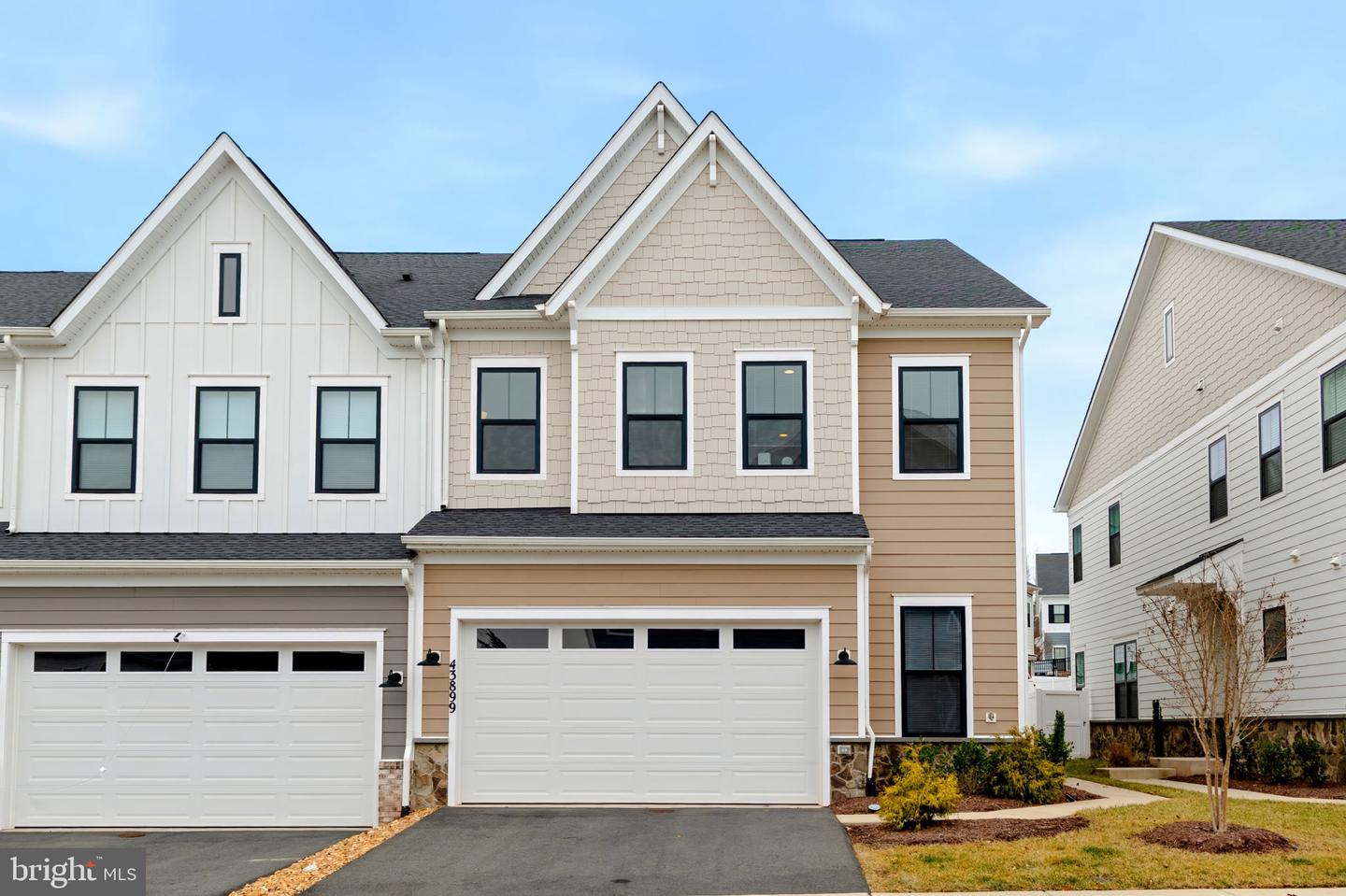 43899 Siren Song Ter Property Photo 1