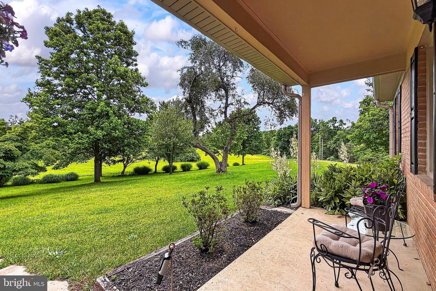 43910 Spinks Ferry Rd Property Photo 4