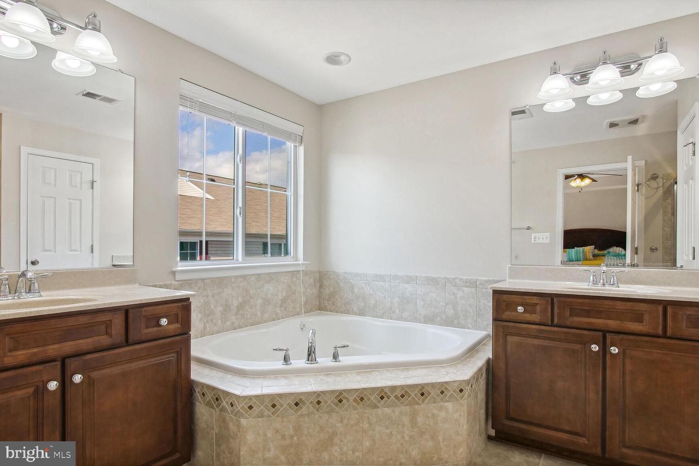 24650 Caribou Sq Property Photo 19