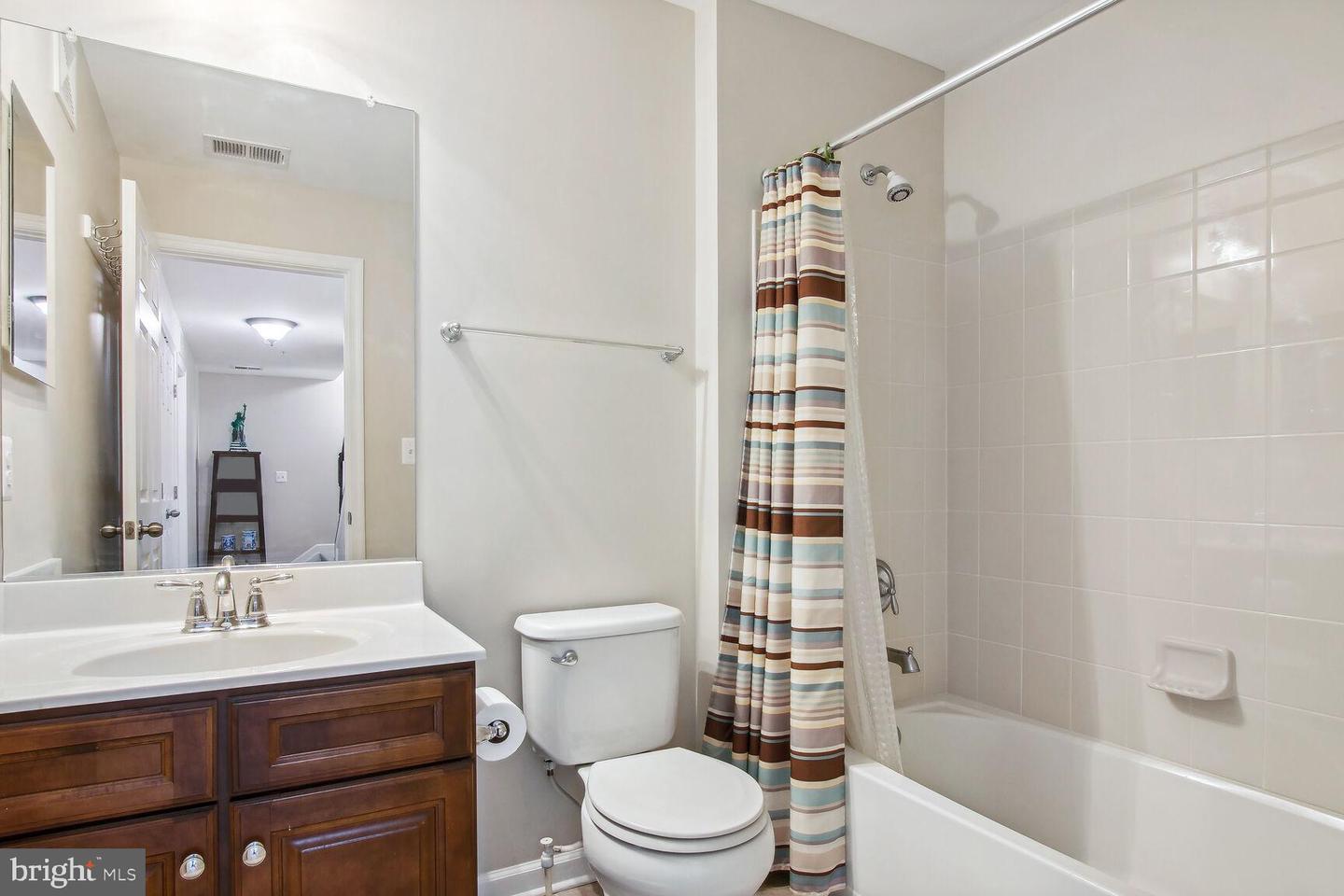 24650 Caribou Sq Property Photo 25
