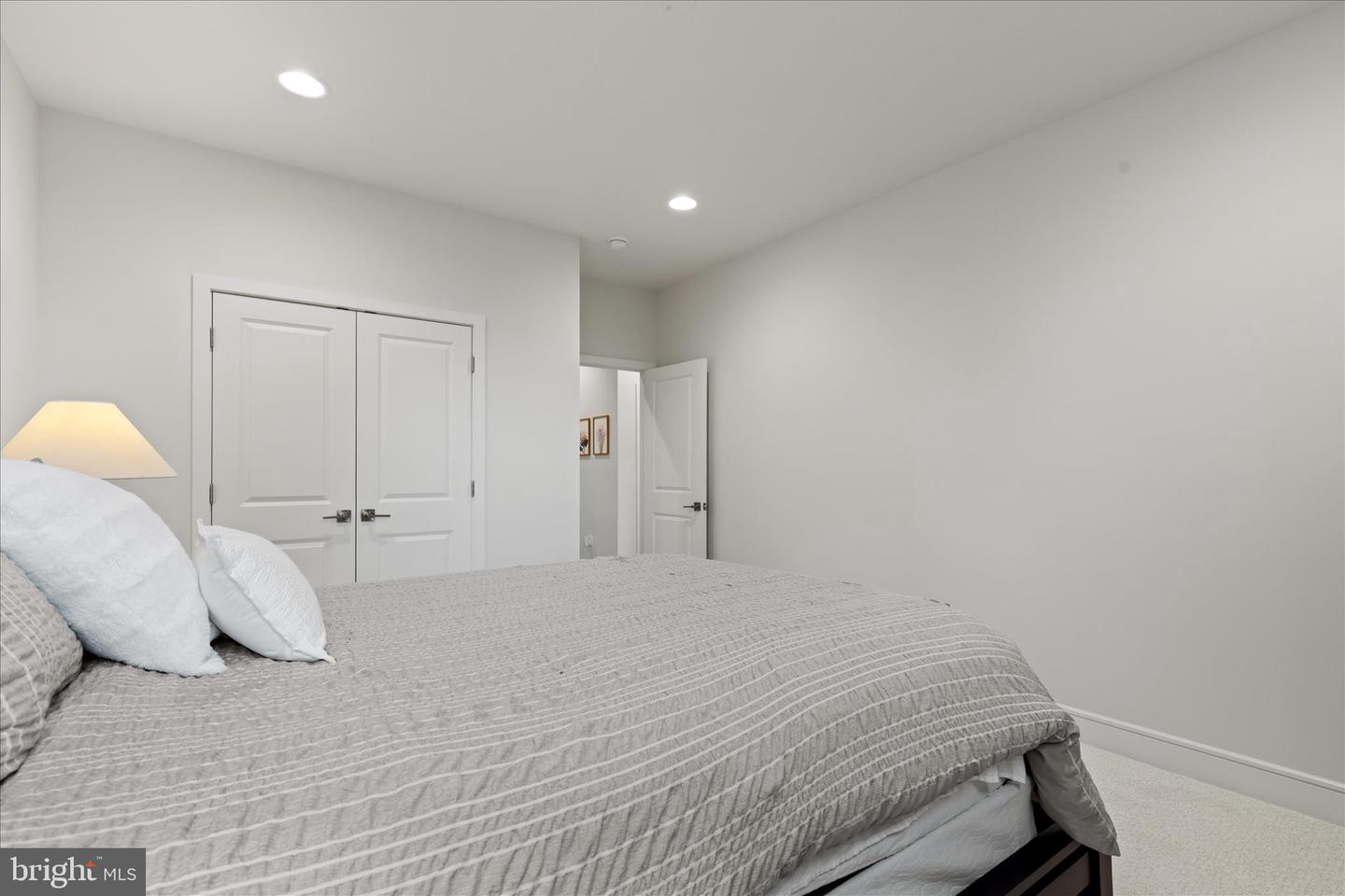 23948 Nightsong Ct Property Photo 46