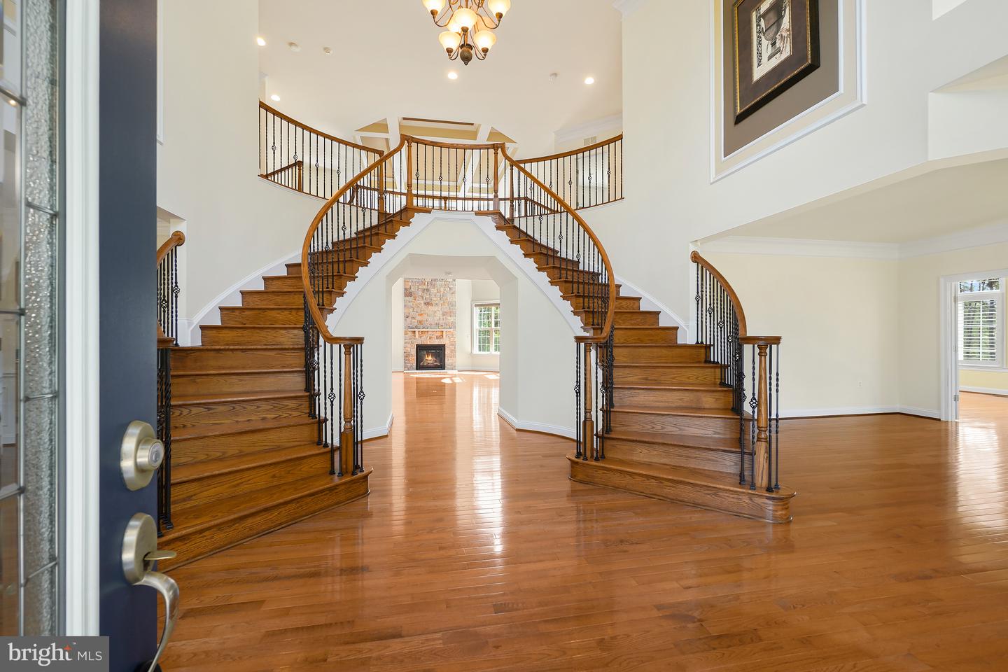 42115 Pleasant Forest Ct Property Photo 10