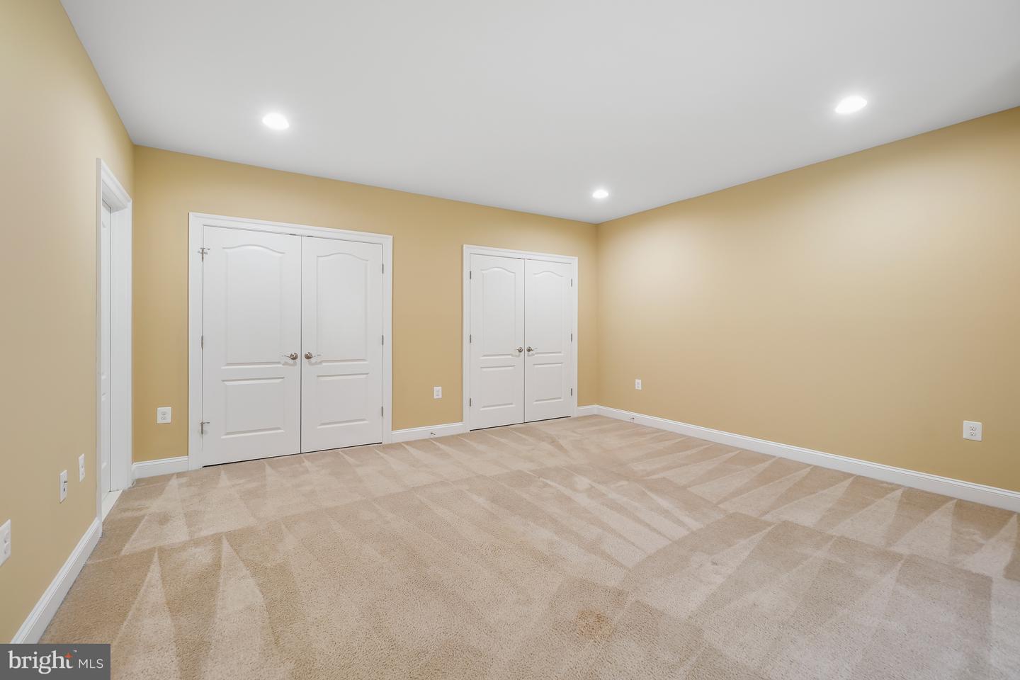 42115 Pleasant Forest Ct Property Photo 42