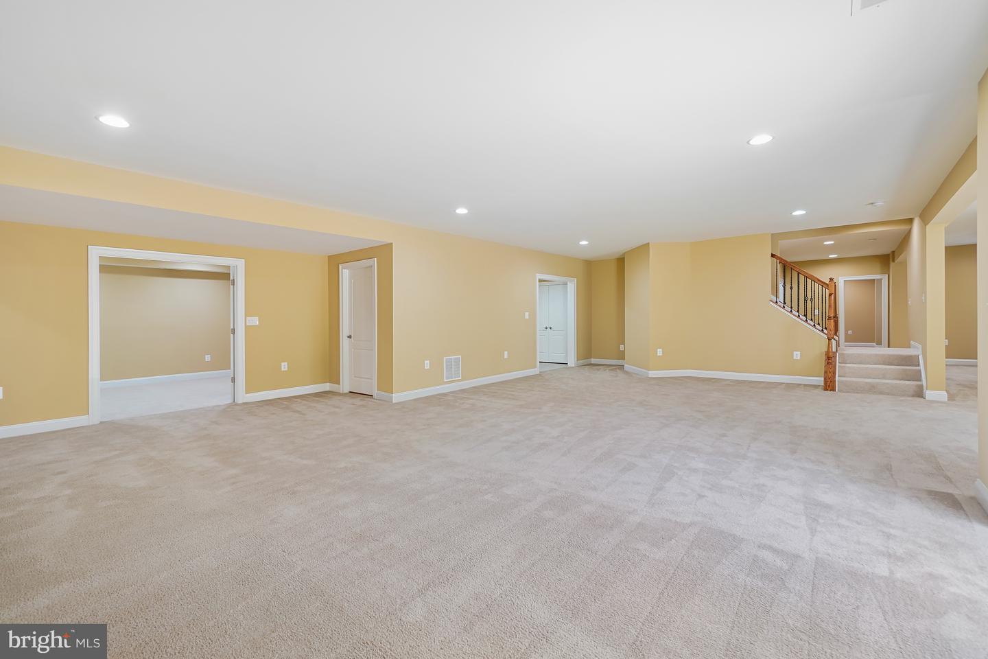 42115 Pleasant Forest Ct Property Photo 43