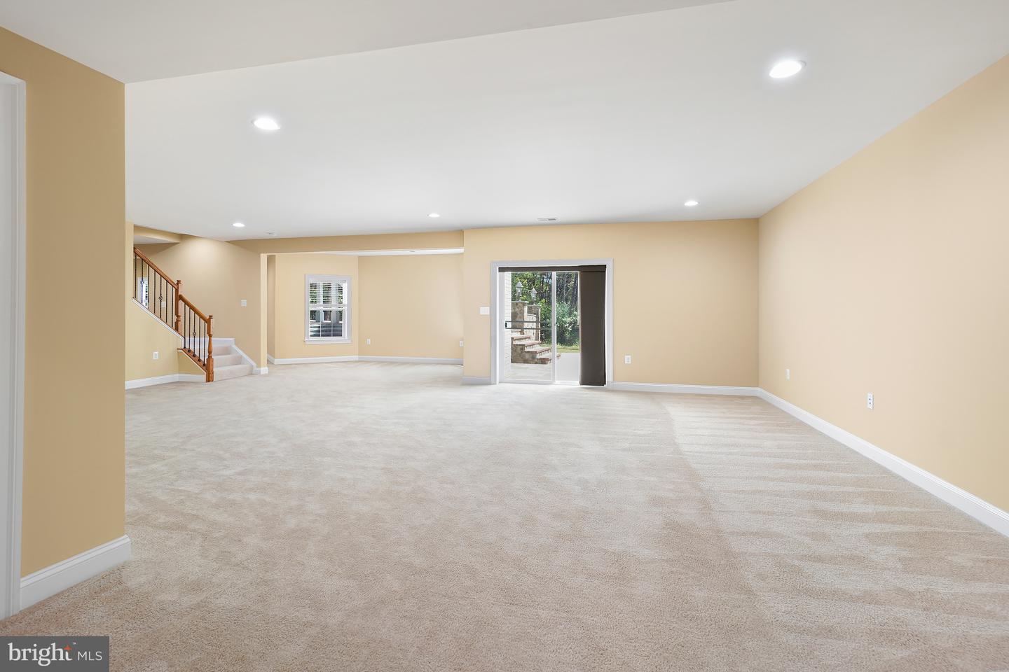 42115 Pleasant Forest Ct Property Photo 44