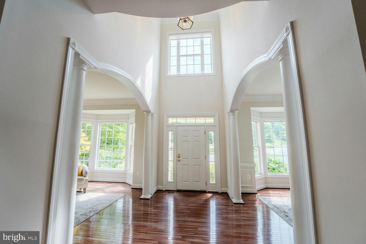 106 Calvary Ct Se Property Photo 6
