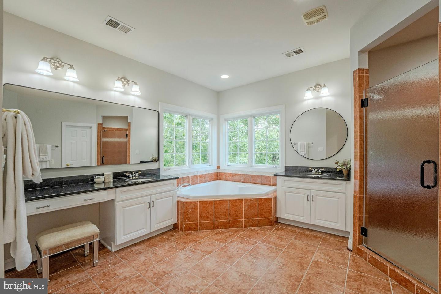 106 Calvary Ct Se Property Photo 38
