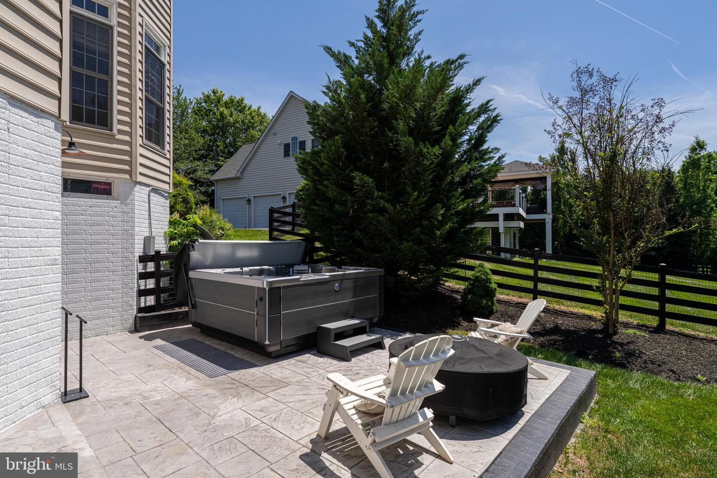 24168 Spring Meadow Cir Property Photo 15