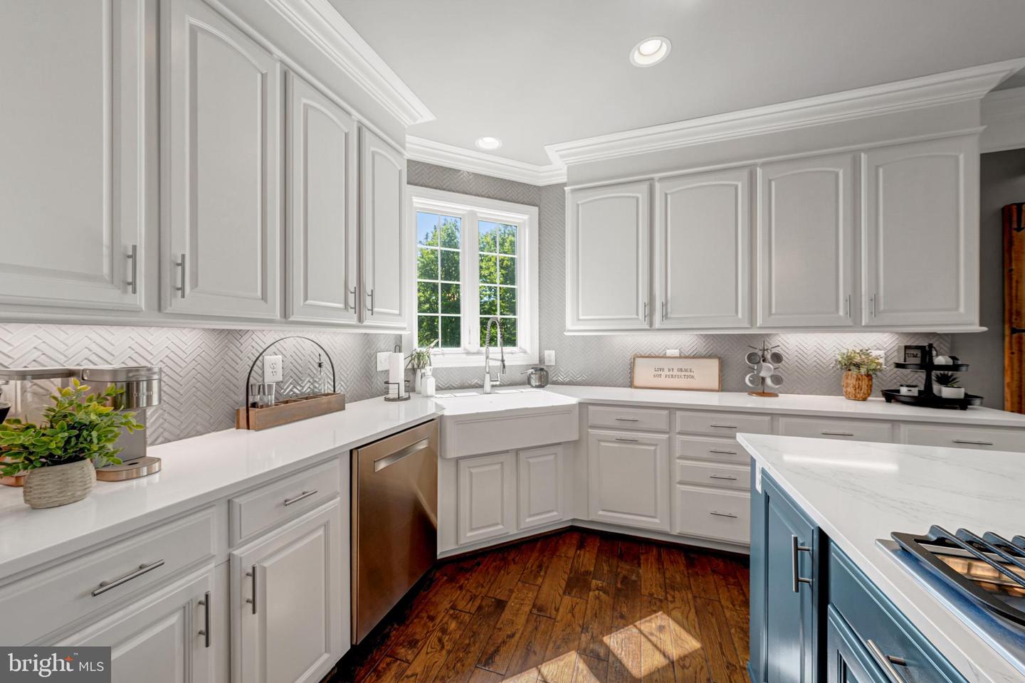 24168 Spring Meadow Cir Property Photo 38