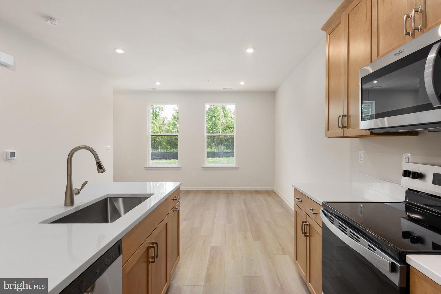 20878 Murry Falls Terrace Property Photo 16