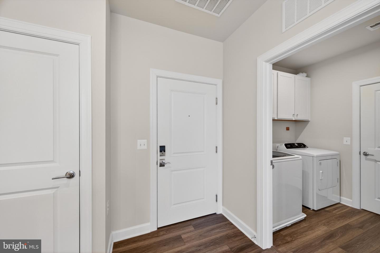 21630 Hawksbill High Cir #405 Property Photo 8