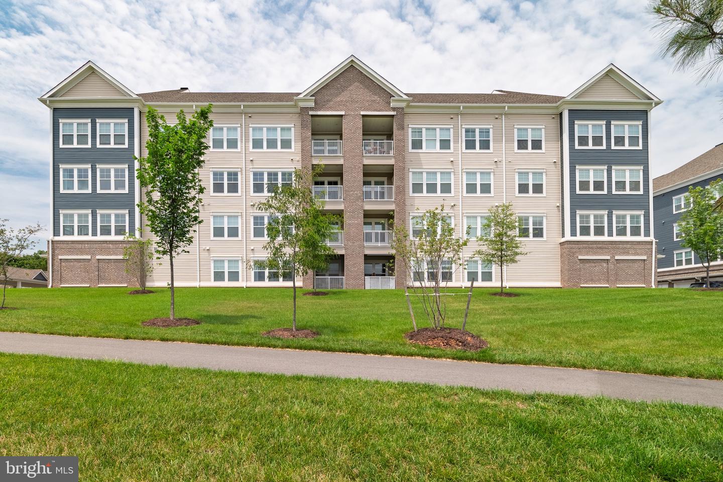 21630 Hawksbill High Cir #405 Property Photo 40