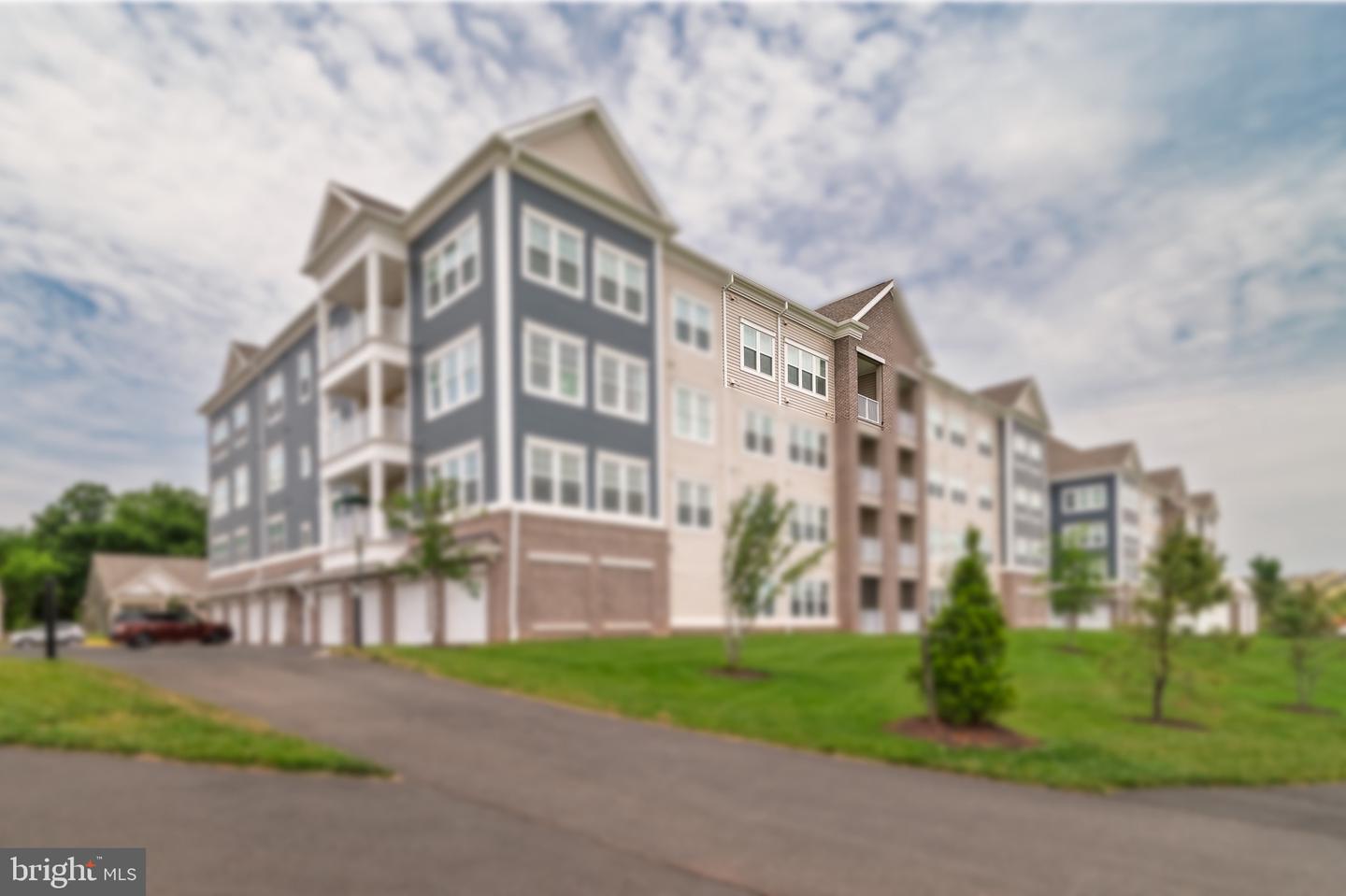 21630 Hawksbill High Cir #405 Property Photo 41