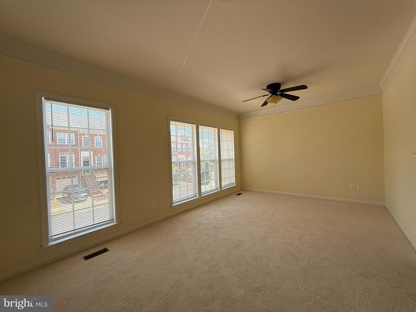21929 Bayard Ter Property Photo 12